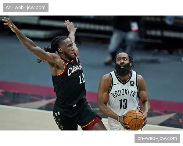 篮网战胜国王战术分析：如何终结10连败的防守调整与进攻梳理